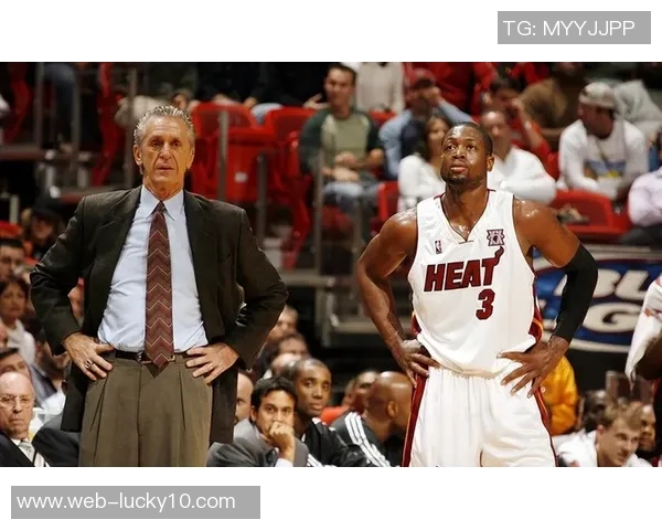 2011年圣诞大战热火与小牛的激烈对决回顾与精彩瞬间分析 2011年圣诞大战热火与小牛的激烈对决回顾与精彩瞬间分析