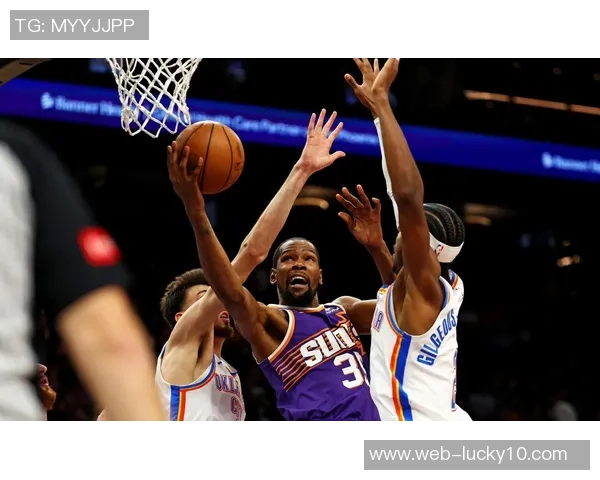 NBA圣诞大战精彩对决雷霆与骑士的巅峰较量即将上演 NBA圣诞大战精彩对决雷霆与骑士的巅峰较量即将上演