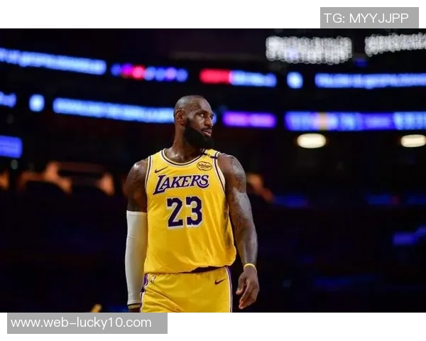 勒布朗詹姆斯:篮球传奇的崛起与辉煌成就解析 勒布朗詹姆斯:篮球传奇的崛起与辉煌成就解析