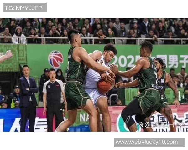 南京同曦主场迎战上海队期待精彩对决与球迷激情共鸣 南京同曦主场迎战上海队期待精彩对决与球迷激情共鸣