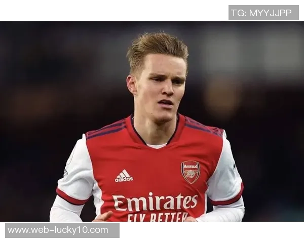 厄德高的崛起与未来发展潜力分析:从天赋到战术的全面解读 厄德高的崛起与未来发展潜力分析:从天赋到战术的全面解读